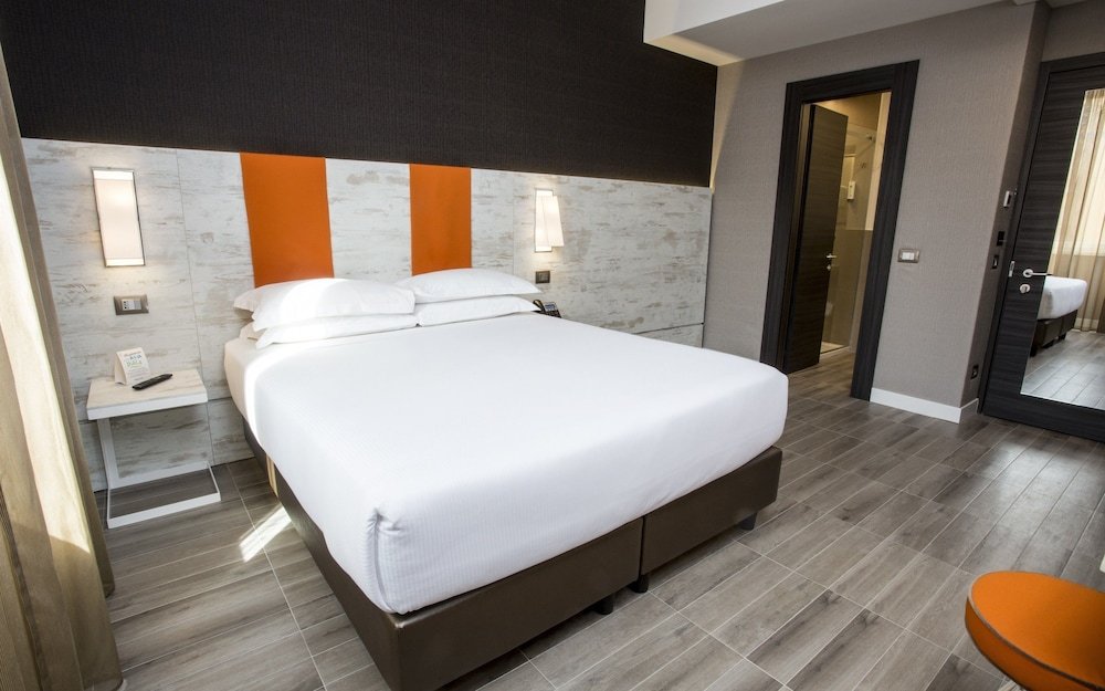 Фото Отель Smooth Hotel Rome Termini