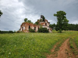 Церковь Петра и Павла в Крынды (Республика Татарстан, Агрызский район, Крындинское сельское поселение, село Крынды), православный храм в Республике Татарстан