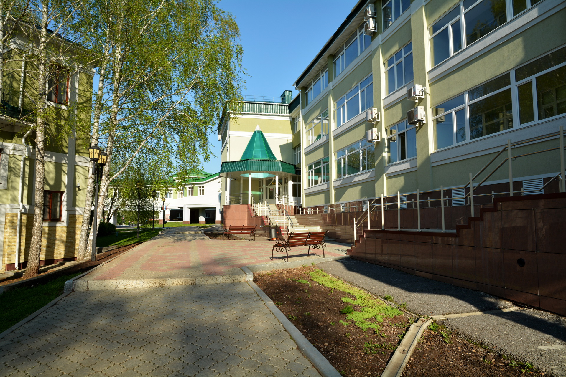 Фото отеля 2