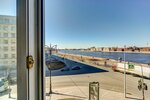 Apartments on Voskresenskaya Naberezhnaya 8 (Voskresenskaya Embankment, 6-8) ، سكن للإيجار اليومي