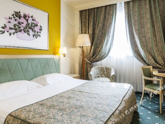 Фото City Life Hotel Poliziano, by R Collection Hotels