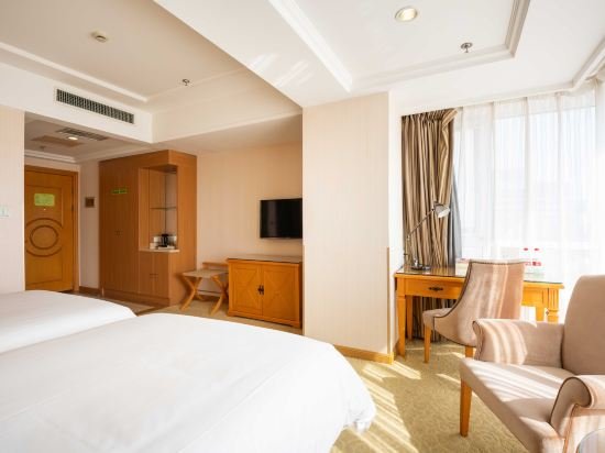 Фото Vienna International Hotel Shenyang Railway Station Branch