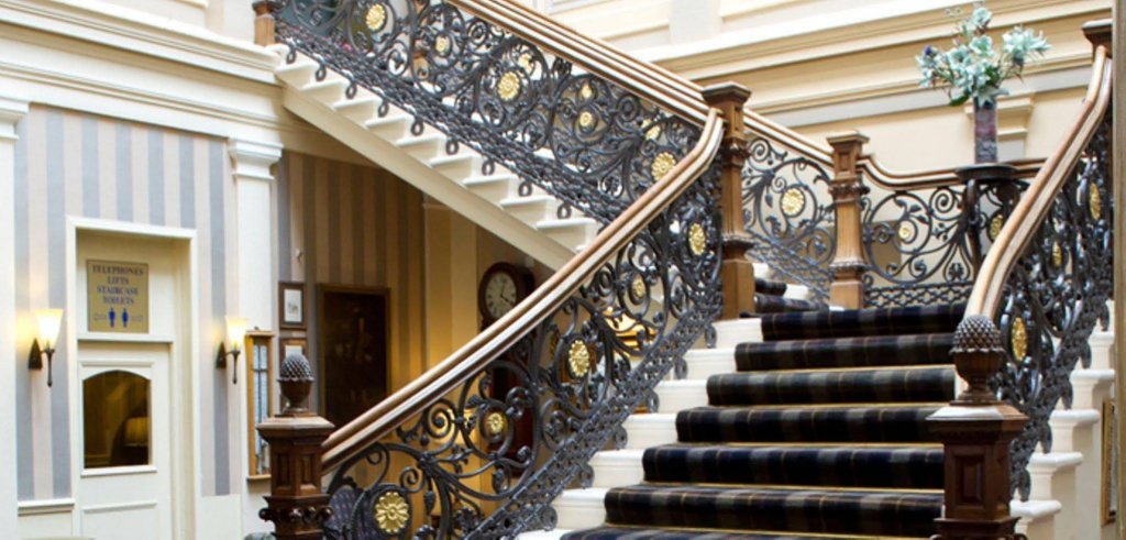 Фото The Royal Highland Hotel