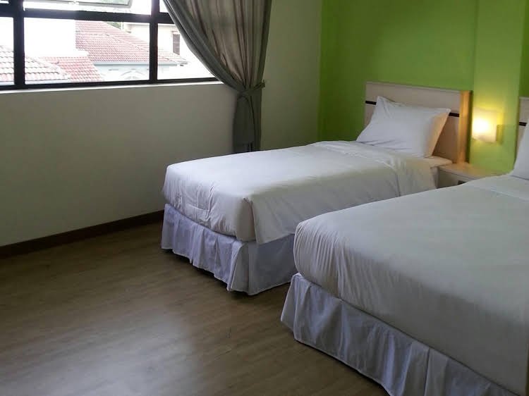 Фото Merlin Hotel