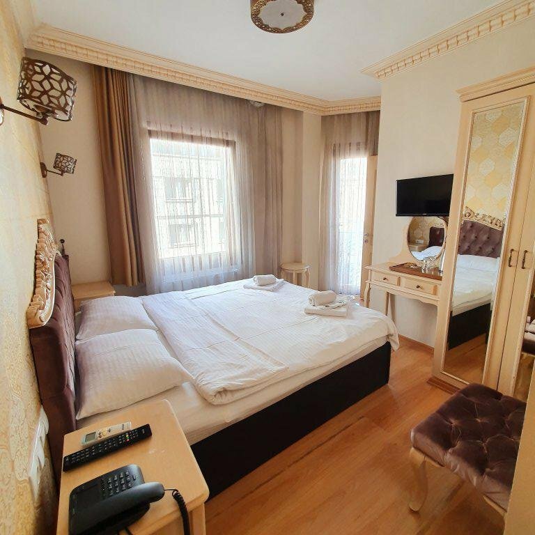 Гостиница Мини-отель Tarihi Isparta Palas в Фатихе