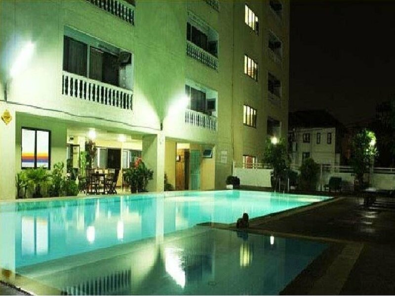 Гостиница Omni Suites Aparts-Hotel