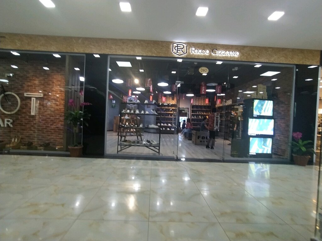 Shoe store Ricco Cizzano, Andijan, photo
