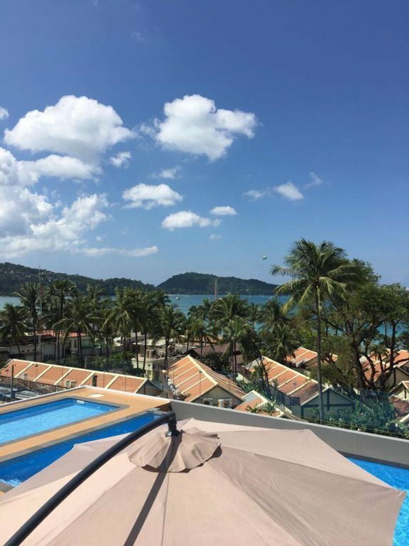 Отель Clarion Patong Beach