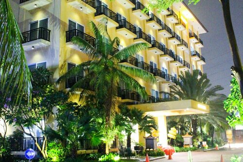 Гостиница Narita Hotel Tangerang