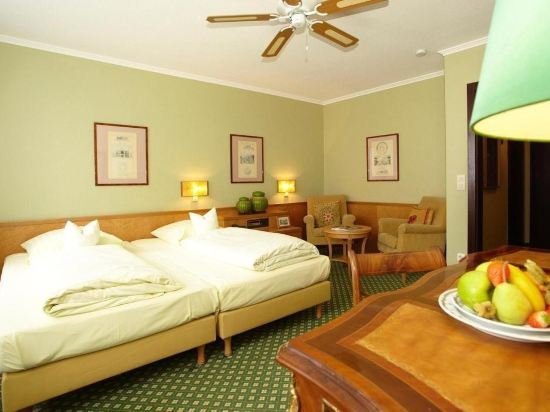 Фото Admiral Hotel