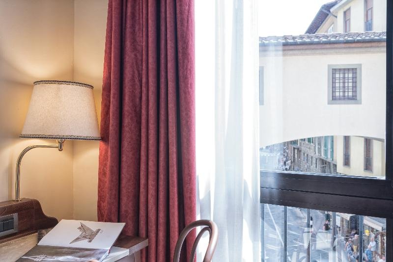 Фото B&b Hotel Firenze Pitti Palace al Ponte Vecchio