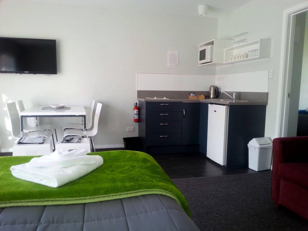 Фото Arrowtown Motel Apartments