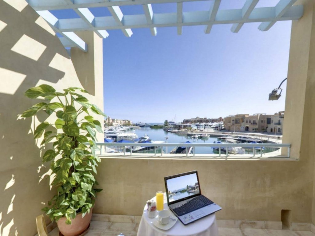 Фото Captain's Inn