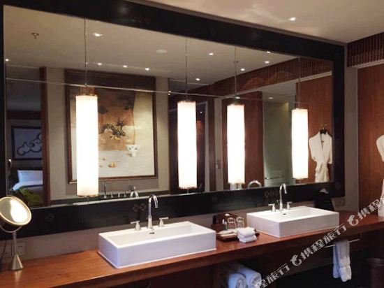 Фото The St. Regis Lhasa Resort