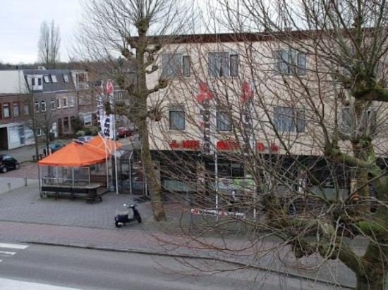 Фото отеля 3