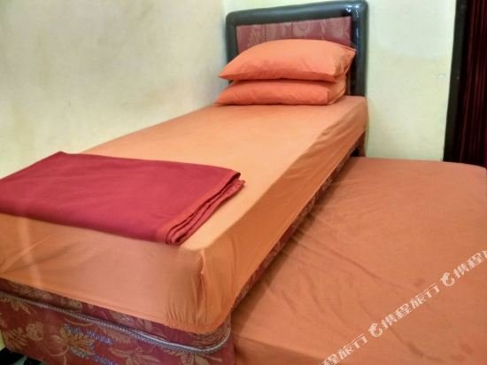 Фото Budi House & Food Station