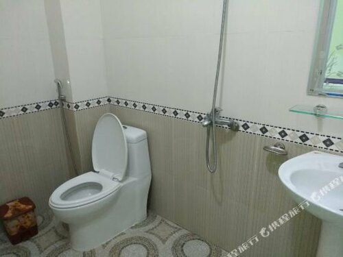 Гостиница Ninh Binh Family Hotel в Ниньбине