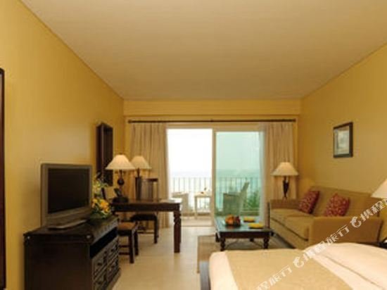 Фото Mövenpick Hotel & Resort Al Bida'a Kuwait