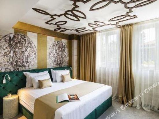 Фото Gallery 37, Bw Premier Collection