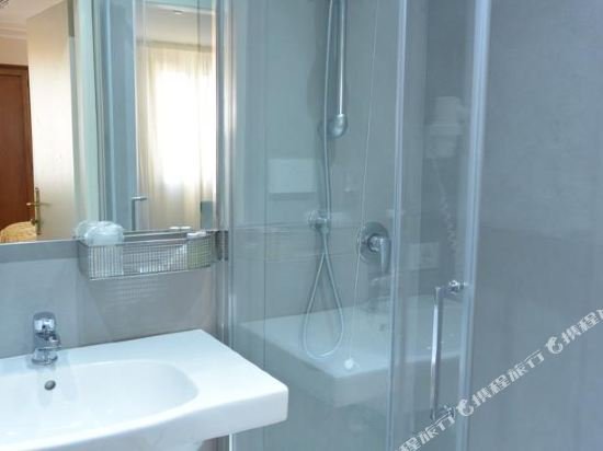 Фото Hotel San Zulian 