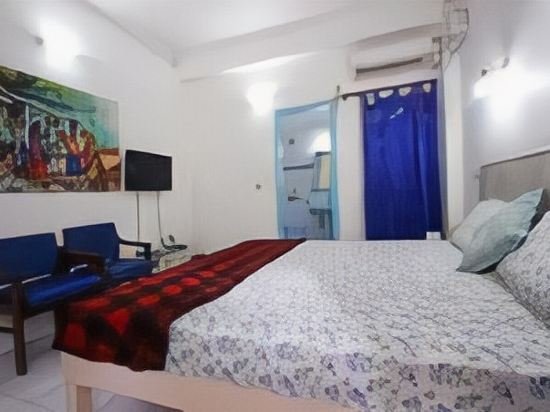 Фото Maya Hotel & Restaurant