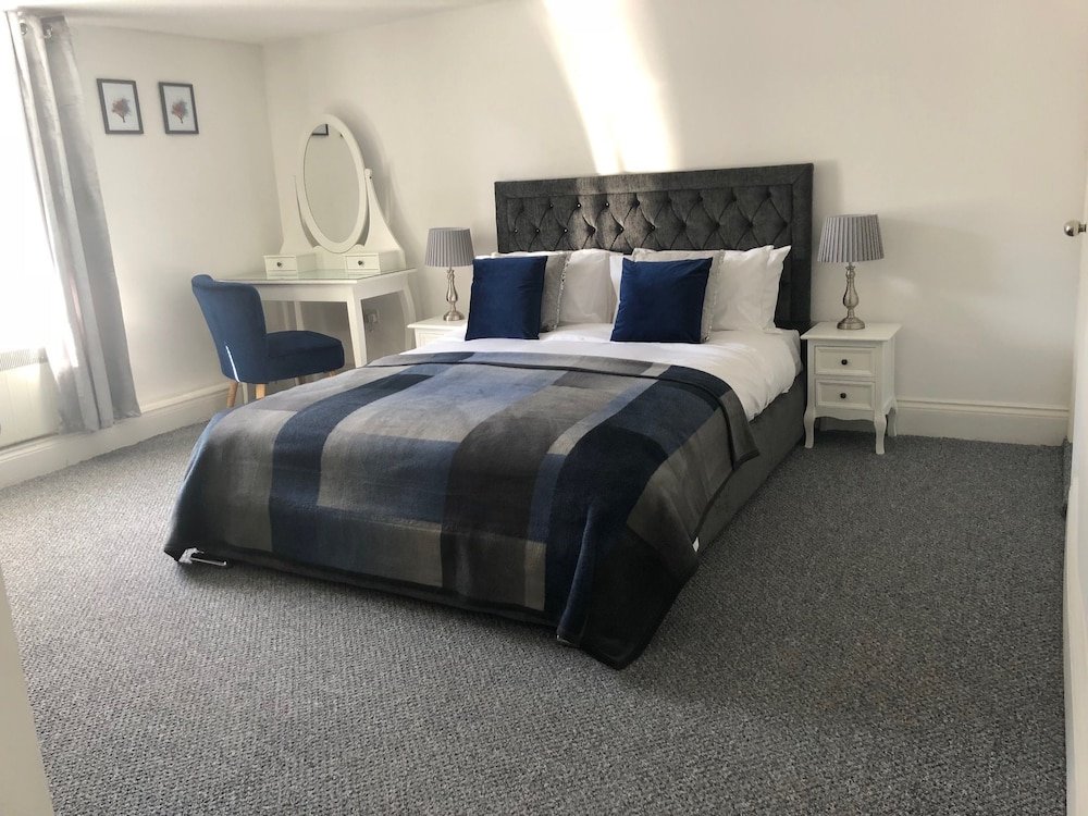 Фото Bexley Village Hotel