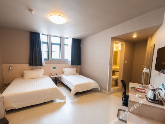 Фото Jinjiang Inn Wuhan Zhonghua Road HuangheLou Branch