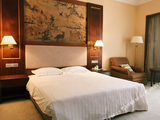 Фото Dongguan Gladden Hotel