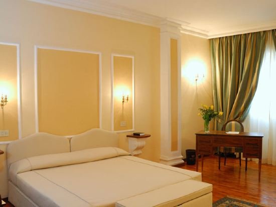 Фото Hotel City Palazzo dei Cardinali