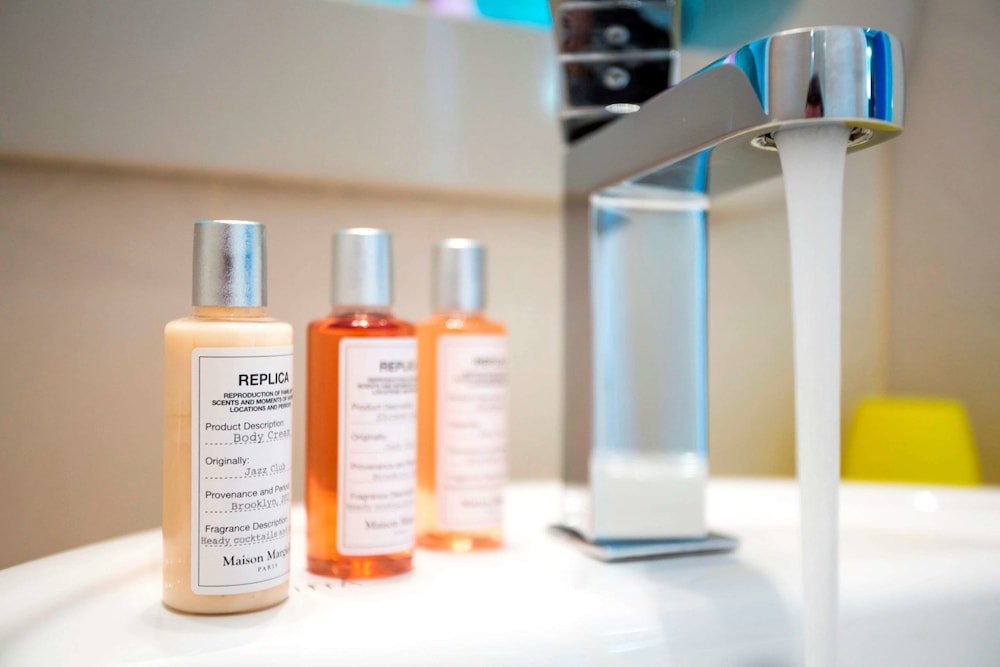 Фото Hotel Le Marcel Paris Gare de l'Ést