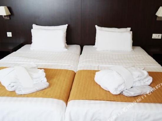 Фото Trip Inn Frankfurt Nordwestzentrum