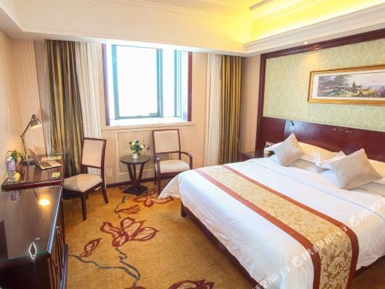 Фото Vienna Hotel Jinan Liancheng Square Branch