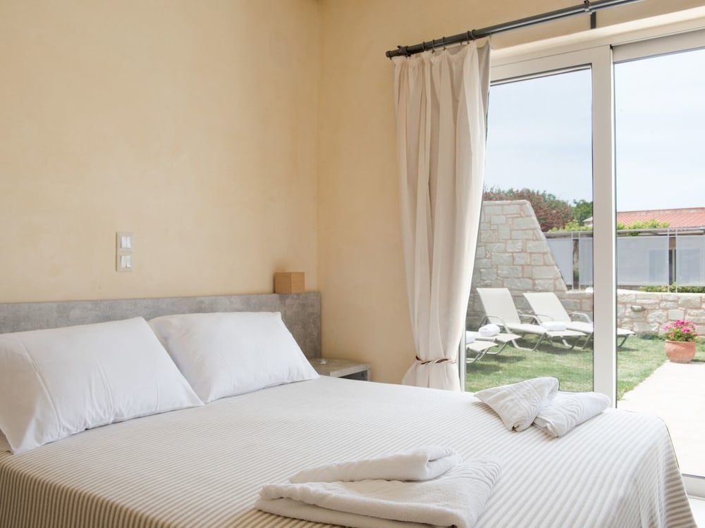 Фото Pantanassa Villas Thalia