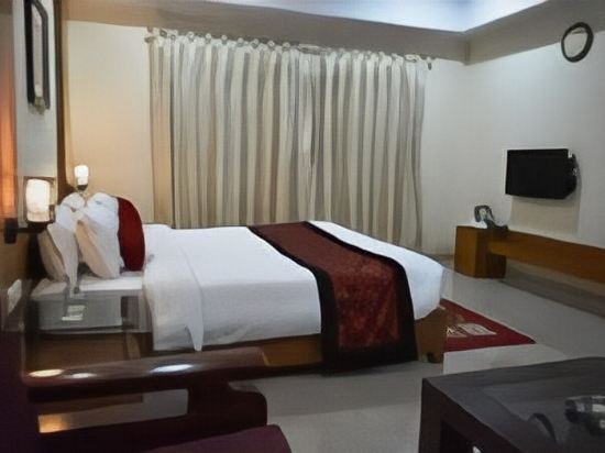 Фото The Orchard