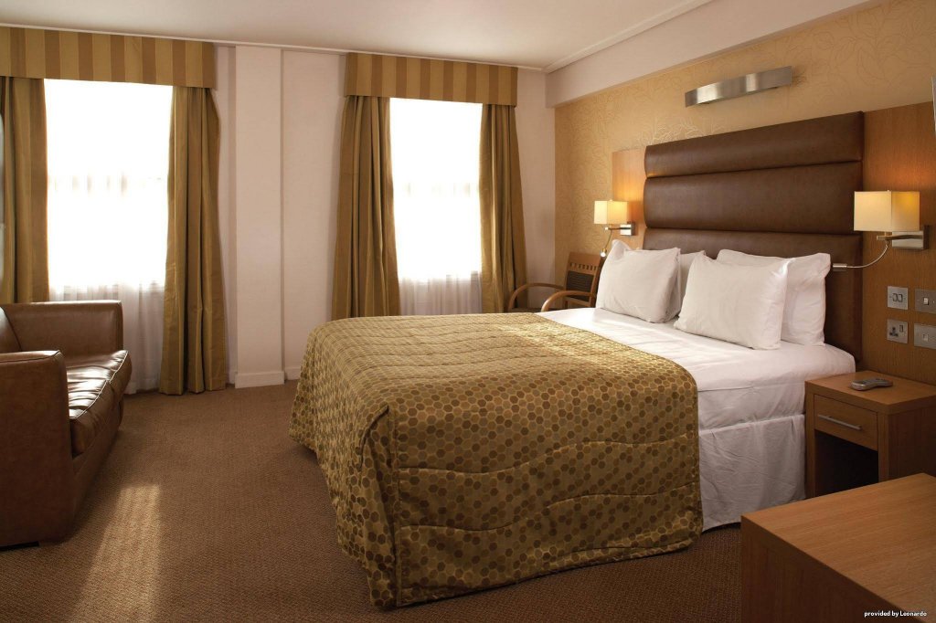 Фото Ibis Styles London Gloucester Road