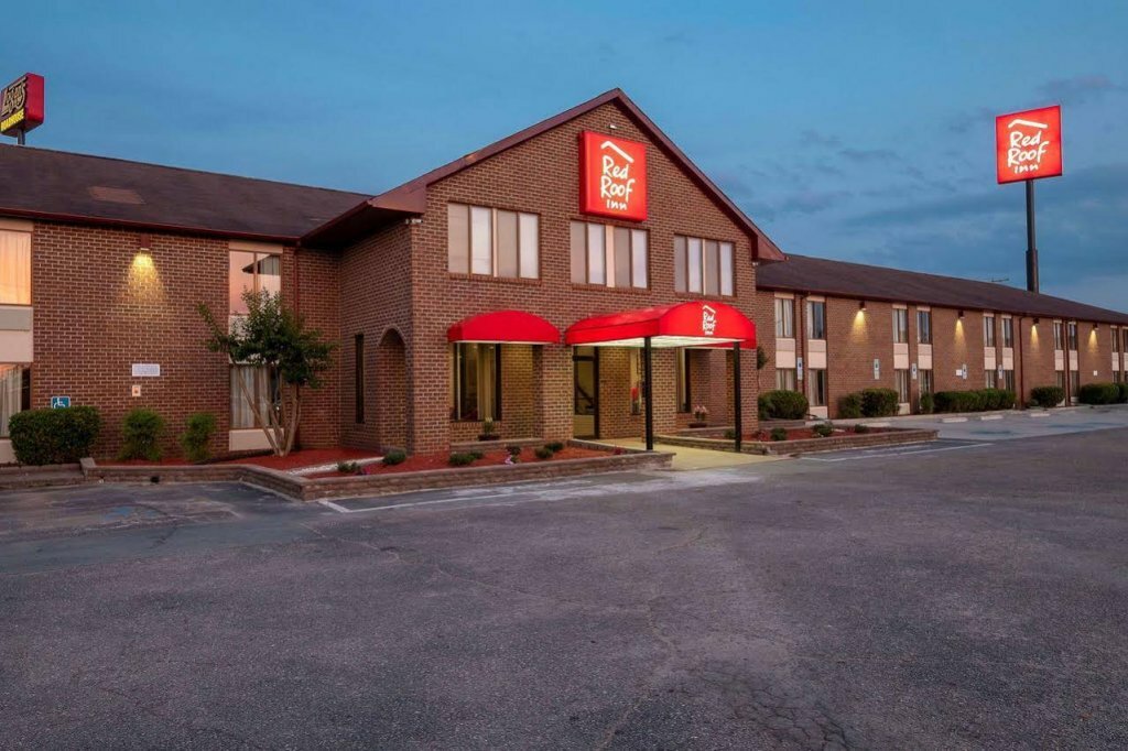 гостиница - Red Roof Inn Roanoke Rapids - Штат Северная Каролина, фото № 2.