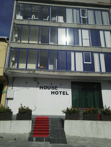 Гостиница Lily Airport Otel в Арнавуткёе