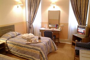 GoGlasgow Urban Hotel (Scotland, City of Glasgow, Glasgow, Paisley Road West), hotel