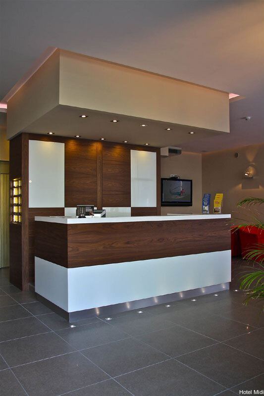 Фото Hotel Midi