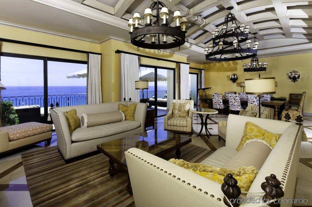 Фото Hilton Los Cabos Beach & Golf Resort