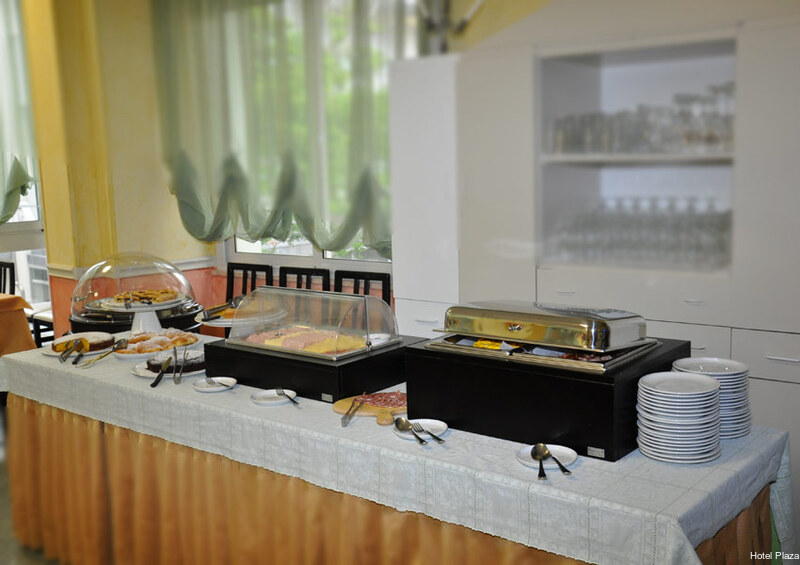 Фото Hotel Plaza