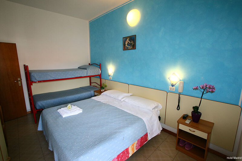 Фото Hotel Madrid