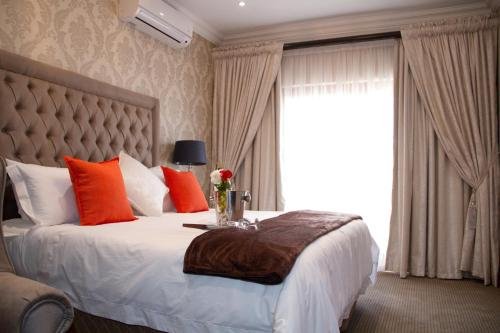 Фото Classique Grace Boutique Hotel