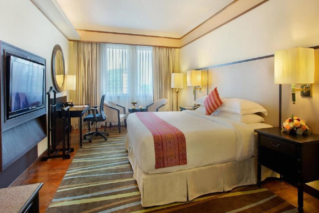 Фото Parkroyal Yangon