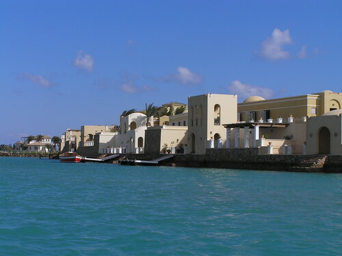 Гостиница Hotel Panorama Bungalow Resort El Gouna в Эль-Гуне