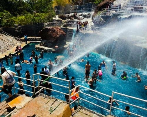 Гостиница Sherbaug Theme Park & Luxury Tents
