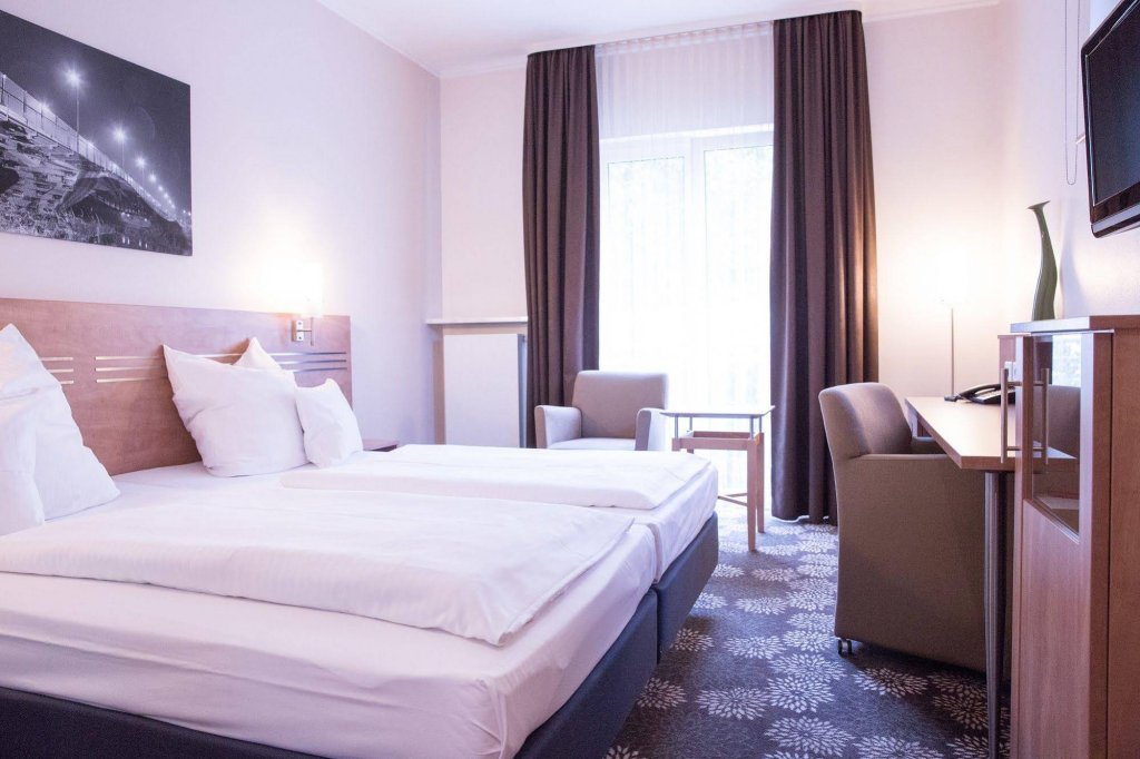 Фото Altstadthotel Guesthouse die Galerie