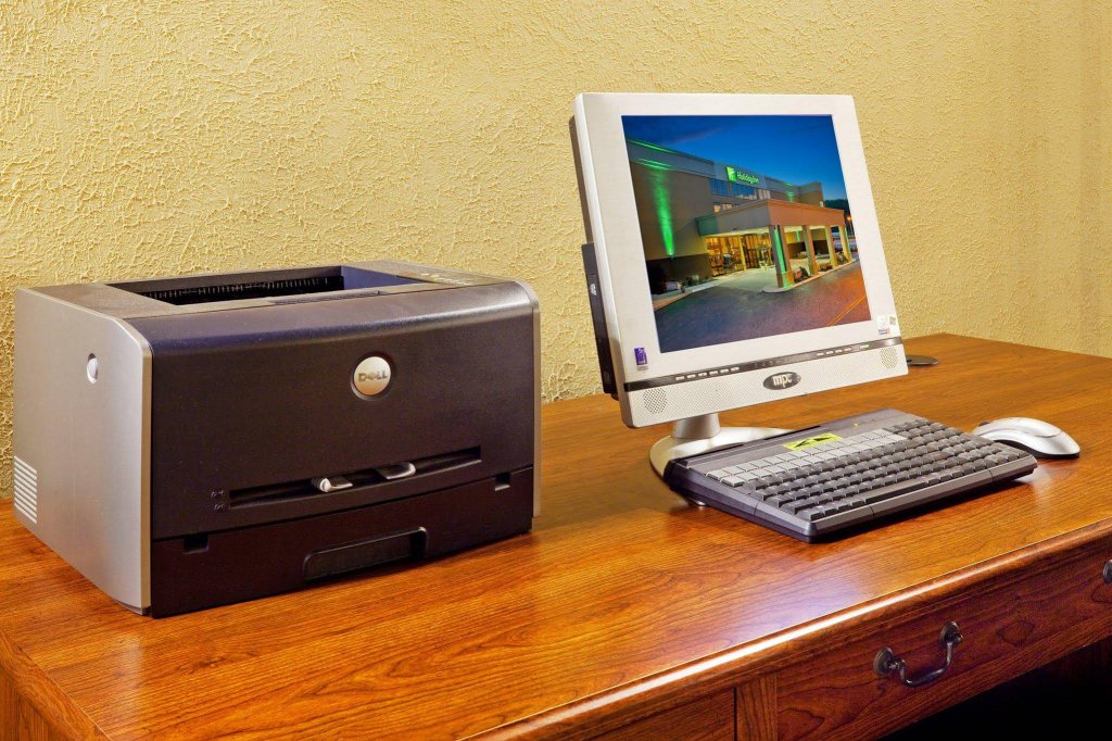 Фото Holiday Inn Morgantown - Reading Area, an Ihg Hotel