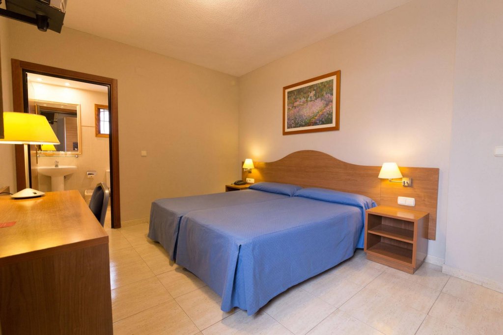 Фото Hostal San Juan