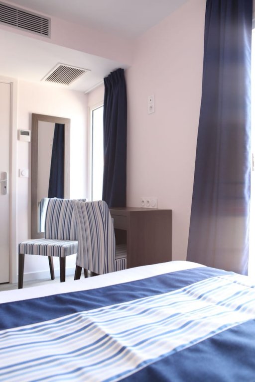 Фото Hôtel Hoche